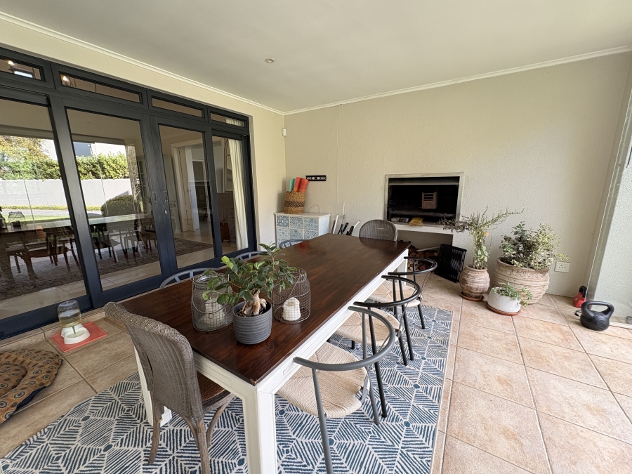 3 Bedroom Property for Sale in Constantia Western Cape